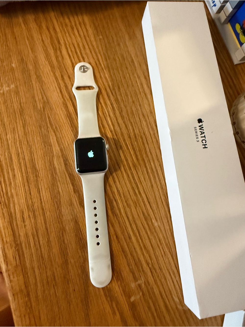 Apple Watch Series 3  White Sport Band